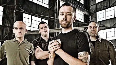 rise-against-background