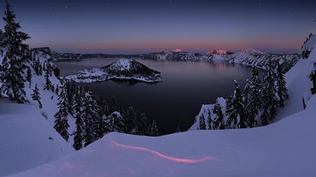crater-lake-background